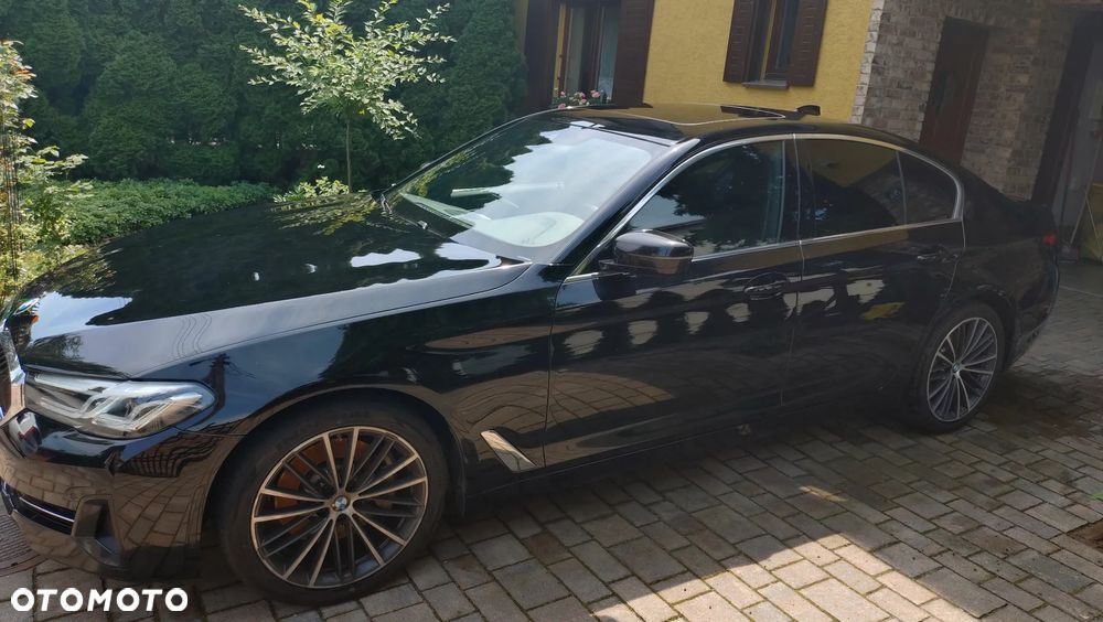 BMW Seria 5 530i - 32