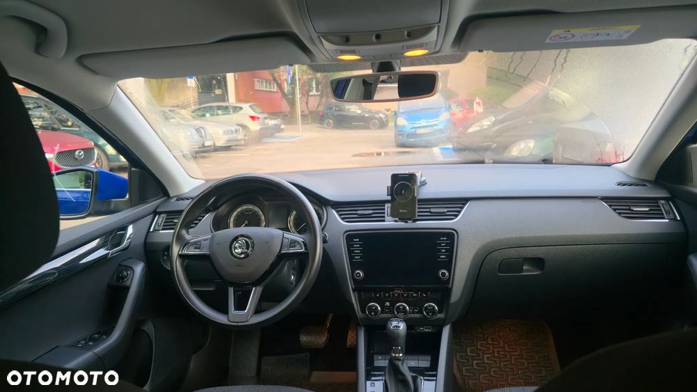 Skoda Octavia 2.0 TDI (Green tec) DSG Style - 11