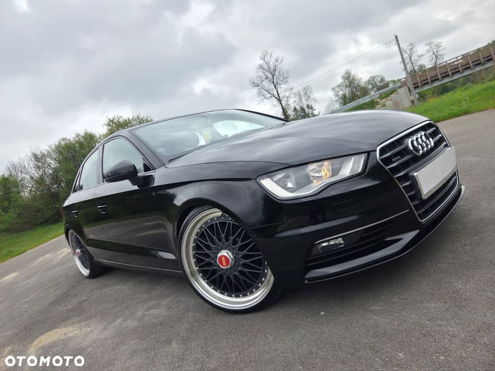 Audi A3 Limousine 2.0 TDI quattro S line Sportpaket - 2