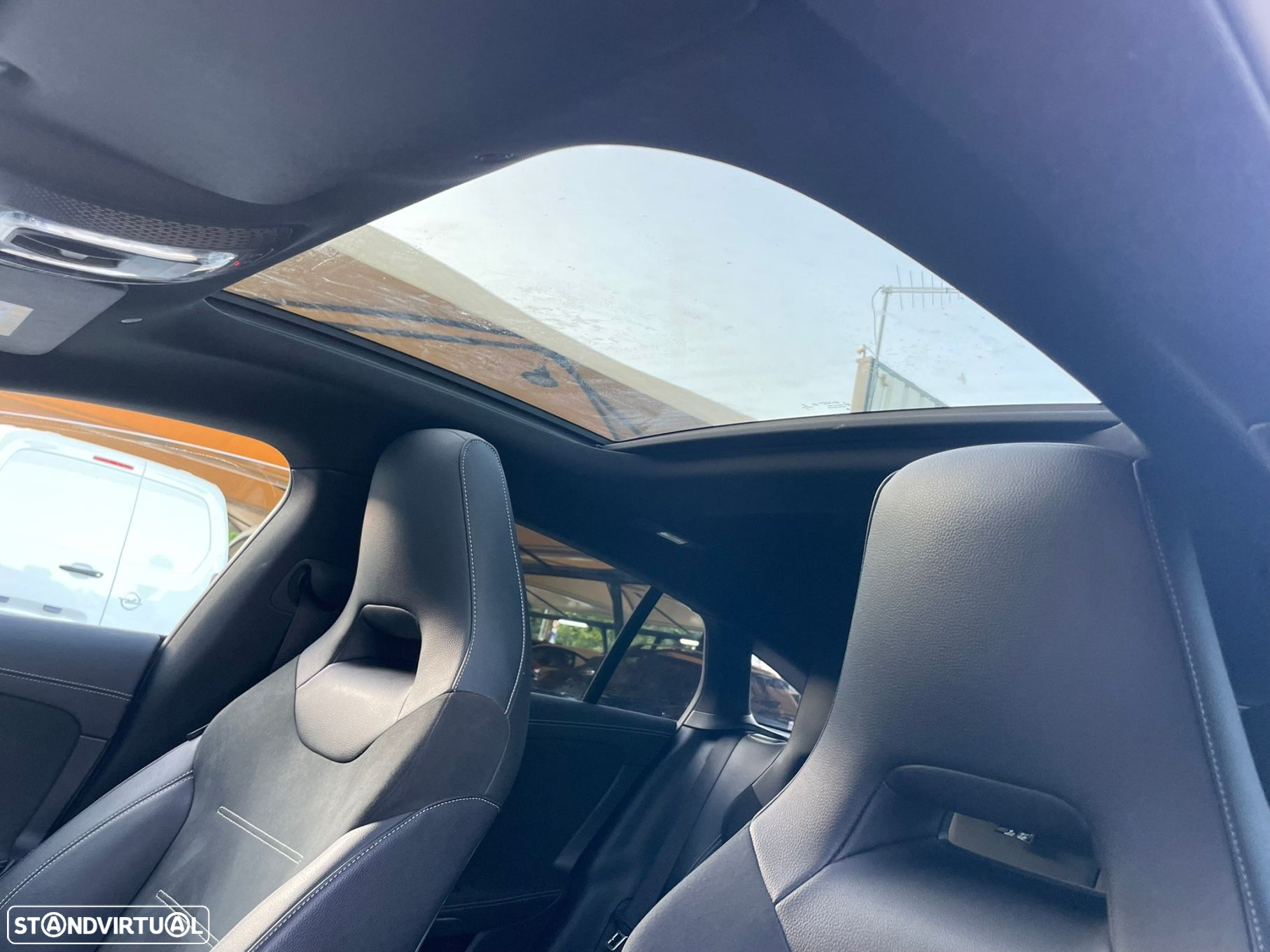 Mercedes-Benz CLA 250 - 10