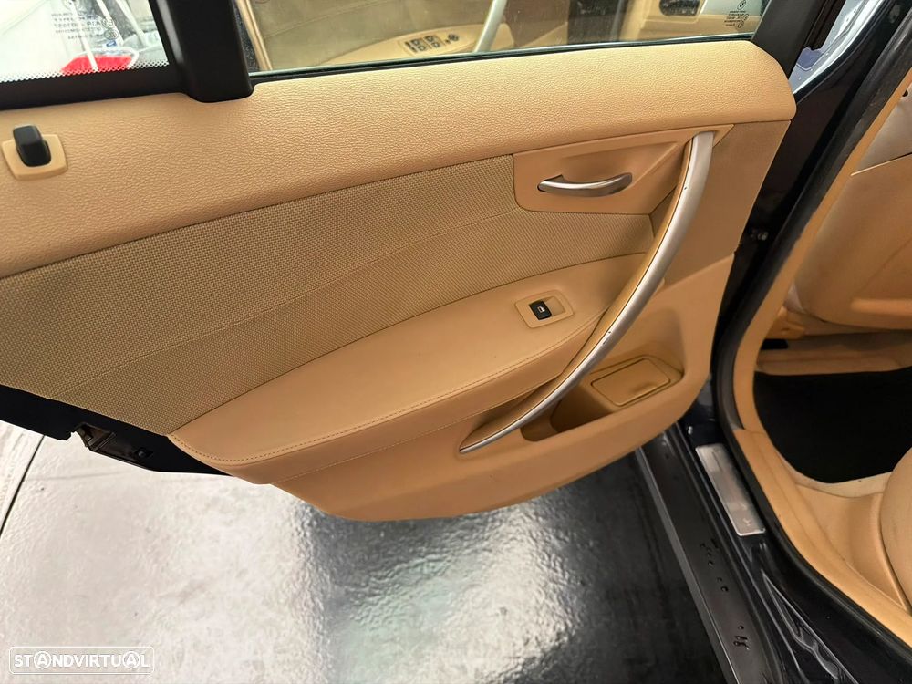 BMW X3 2.0 d - 13