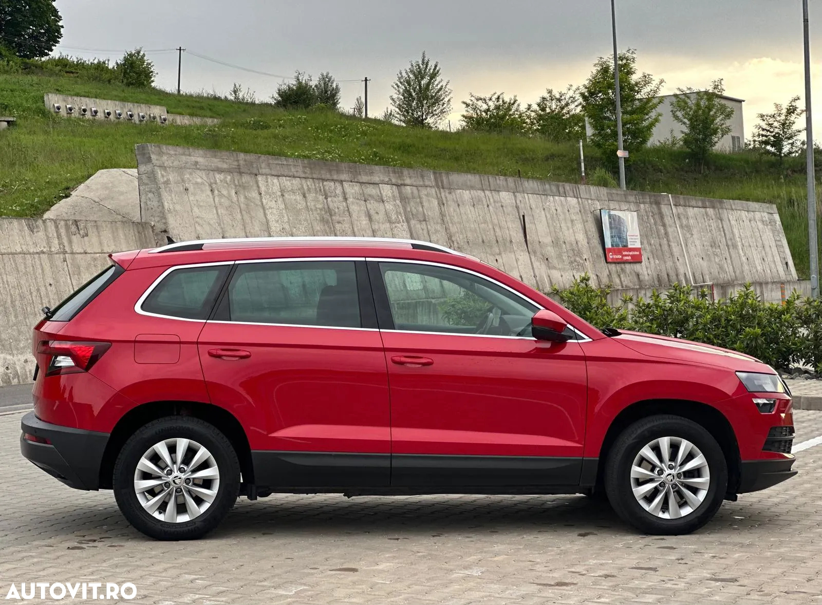 Skoda Karoq 1.6 TDI DSG Ambition - 2
