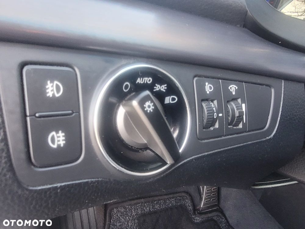 Hyundai i40 Kombi blue 1.7 CRDi DCT Premium - 22