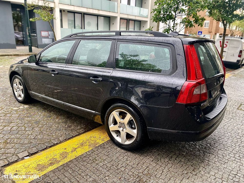 Volvo V70 2.0 D Momentum - 7
