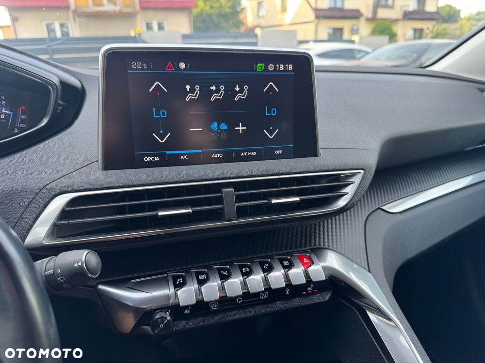 Peugeot 5008 BlueHDi 130 EAT8 Allure - 28