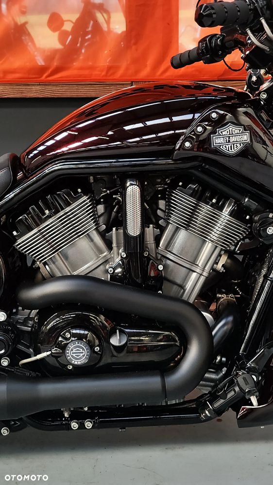 Harley-Davidson V-Rod Muscle - 22