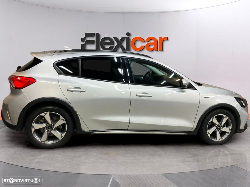 Ford Focus 1.0 EcoBoost Active X - 6