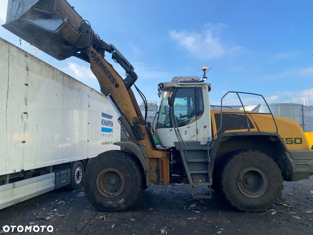 Liebherr L 550 - 32