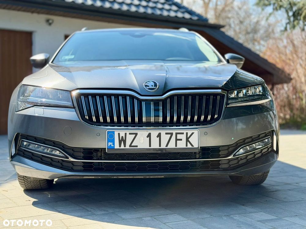 Skoda Superb 2.0 TDI SCR 4x4 Style DSG - 17