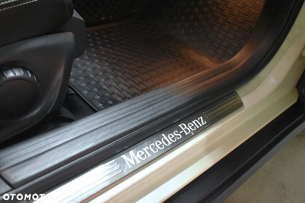 Mercedes-Benz GLA 200 d 7G-DCT Style - 11