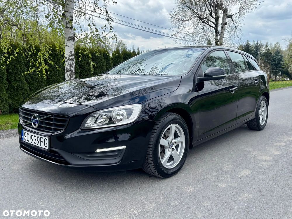 Volvo V60 D2 Geartronic - 1