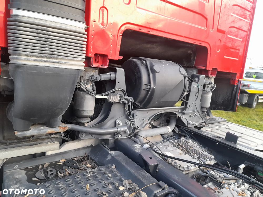 Volvo FH 16 650koni 6x2 OŚ SKRĘTNA PODNOSZONA // JEDYNY TAKI// RAMA DO ZABUDOWY// HDS dzwig żuraw do lasu drewna tarcicy // DO ŻYWCA// asenizacyjny// HOLOWNIK// FULL opcja ze SZWAJCARI - 22
