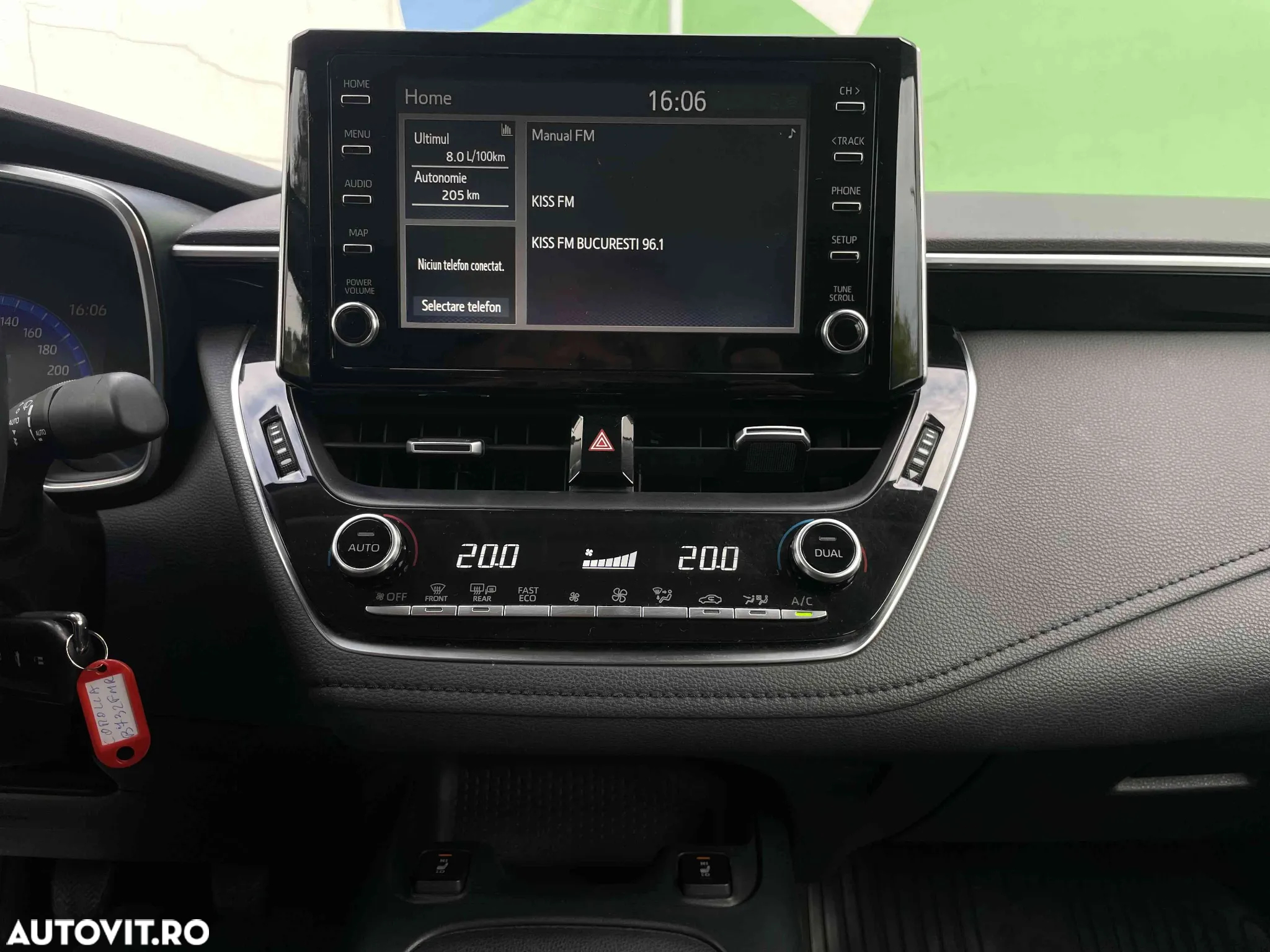Toyota Corolla - 13