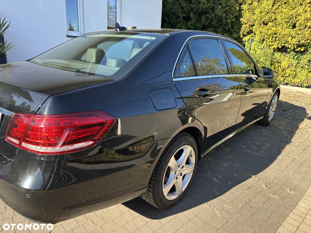 Mercedes-Benz E-Class 2015 photo 5