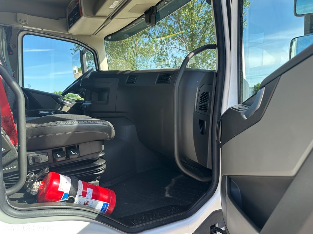 Volvo FM 500  8X2. PODWOZIE POD ZABUUDOWE  ASENIZACYJNY LAWETA - 21