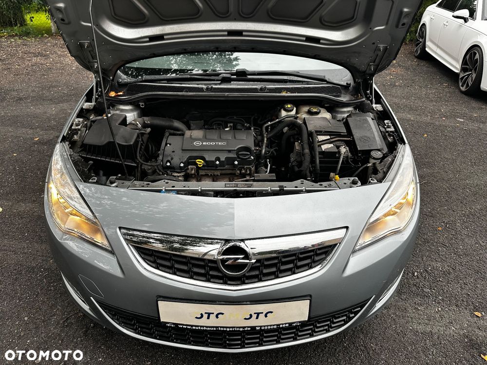 Opel Astra 1.4 150 Jahre - 27
