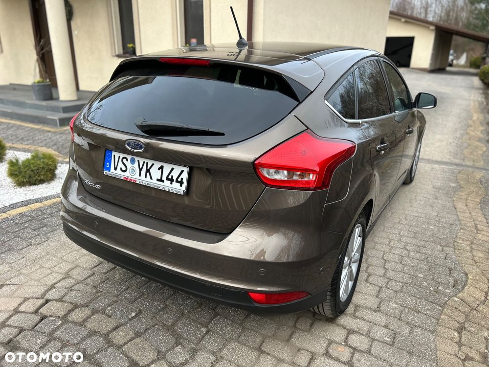 Ford Focus 1.5 EcoBlue Start-Stopp-System TITANIUM STYLE - 6