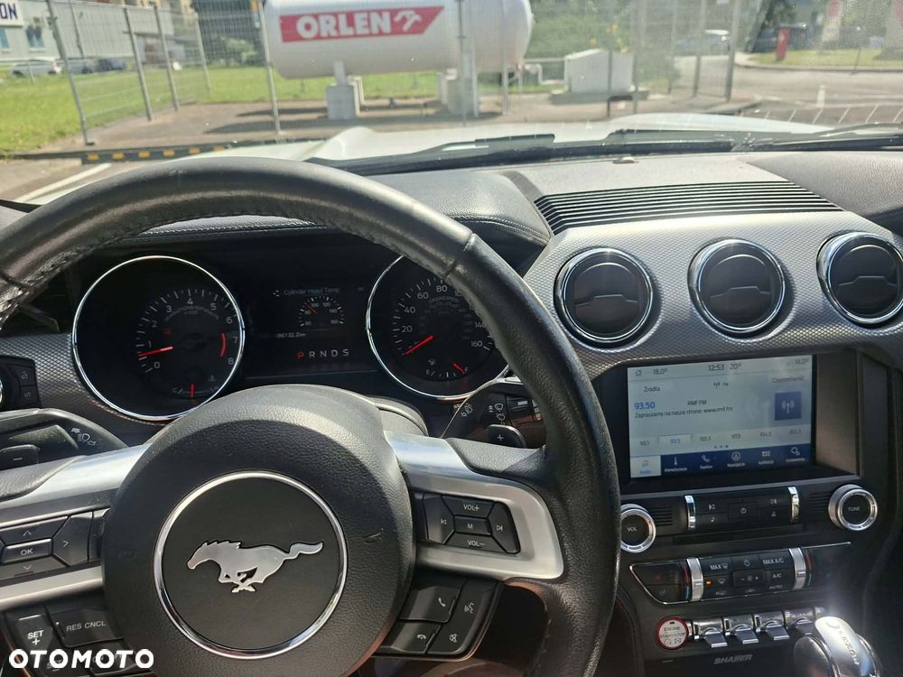 Ford Mustang - 11