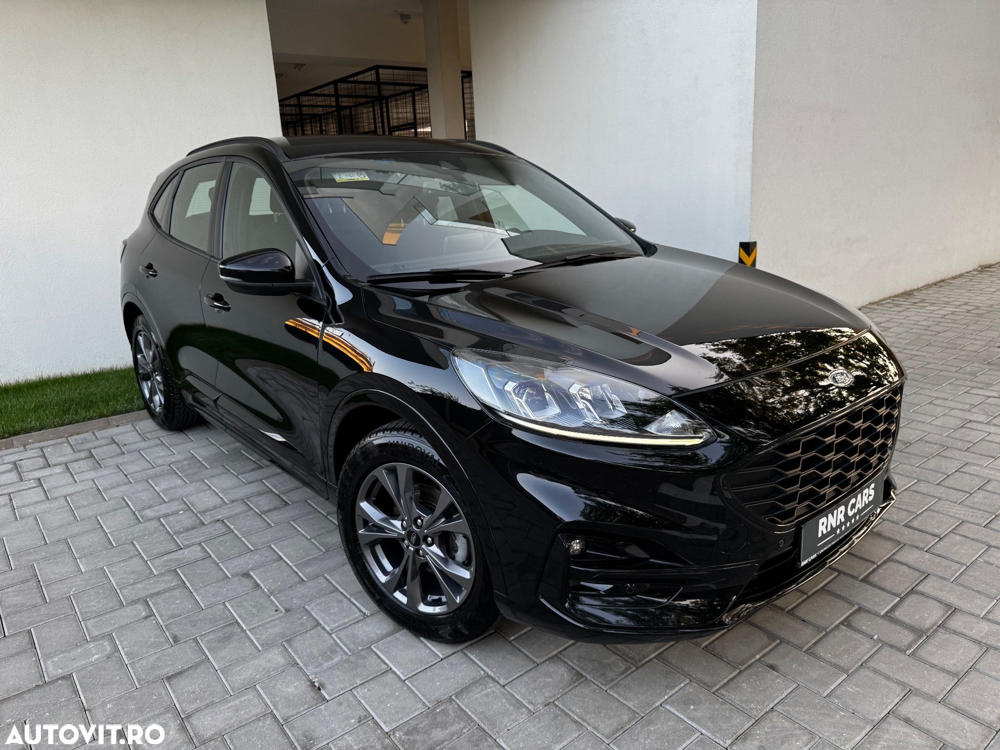 Ford Kuga 1.5 EcoBlue A8 FWD ST Line - 1