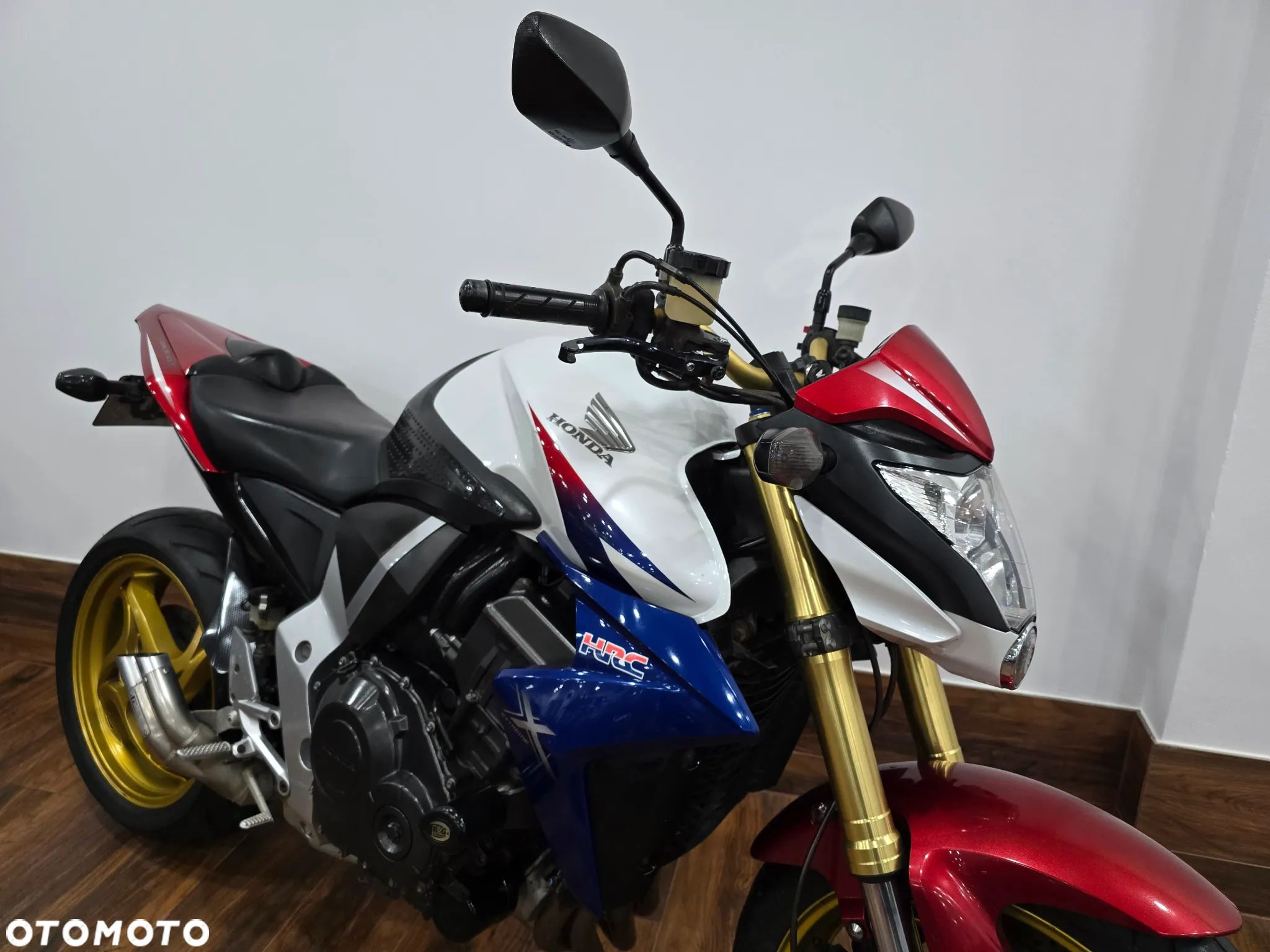 Honda CB - 1