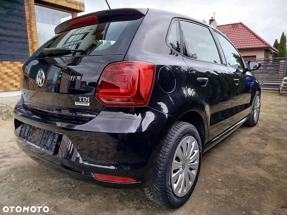 Volkswagen Polo 1.4 TDI (Blue Motion Technology) Comfortline - 22