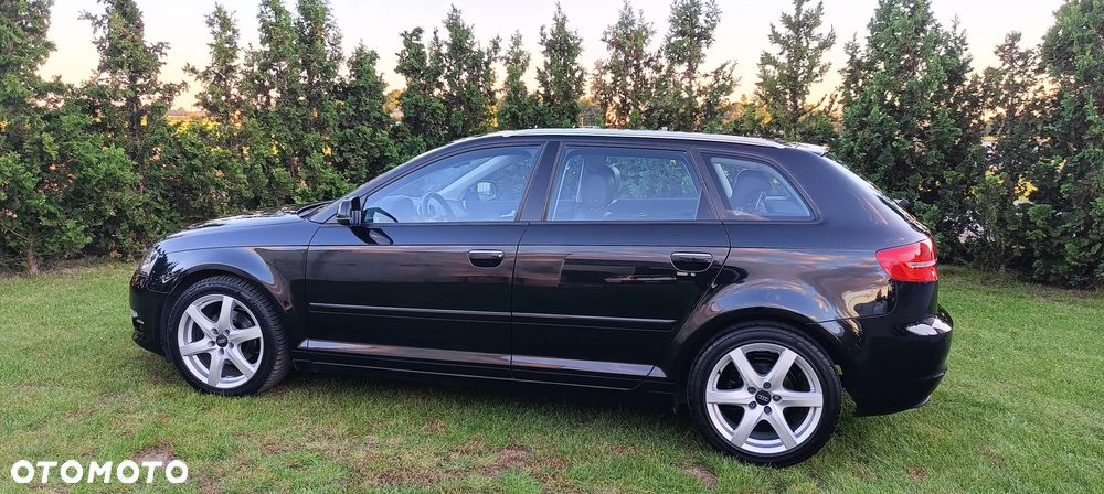 Audi A3 3-drzwiowe 1.6 TDI S line Sportpaket - 4