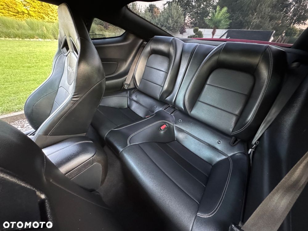 Ford Mustang 5.0 V8 GT - 19