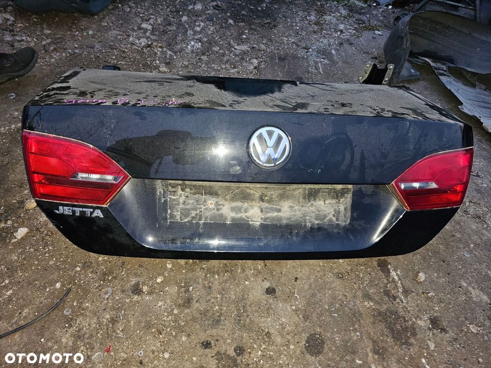 KLAPA TYŁ BAGAŻNIKA VW JETTA VI 11 SEDAN L041 - 1