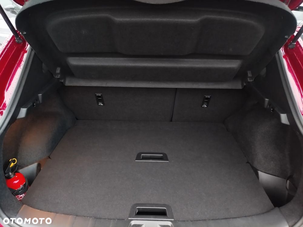 Nissan Qashqai 1.6 DIG-T N-Connecta - 19