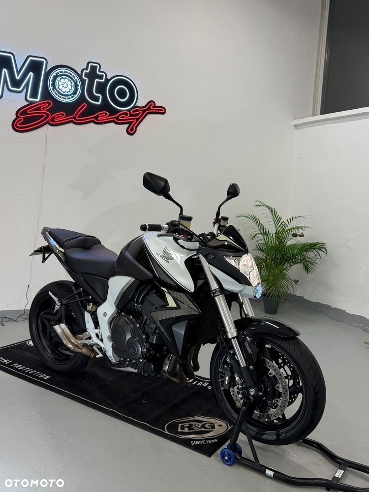 Honda CB - 2
