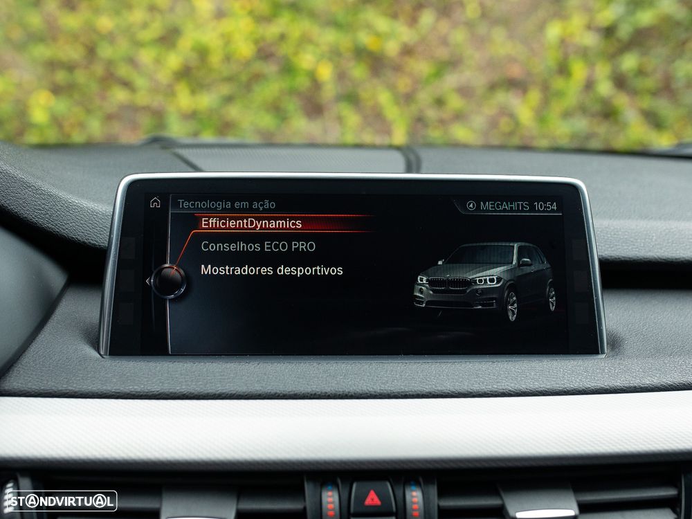 BMW X5 25 d sDrive Pack M - 54