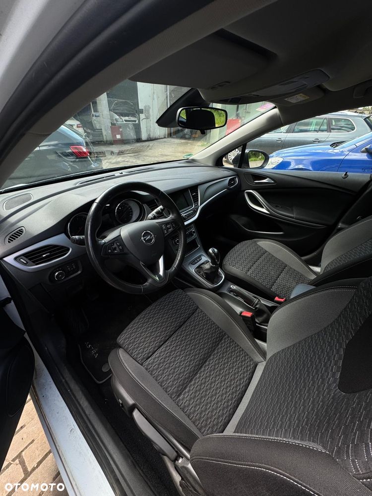 Opel Astra - 7