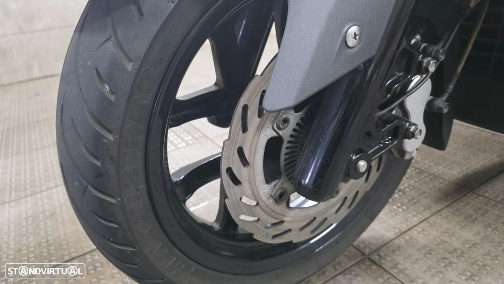 Sym GTS 300 I - 13