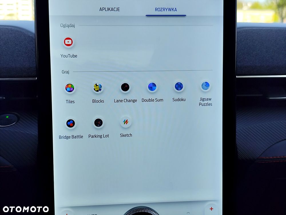 Ford Mustang Mach-E 91 kWh AWD Premium - 28