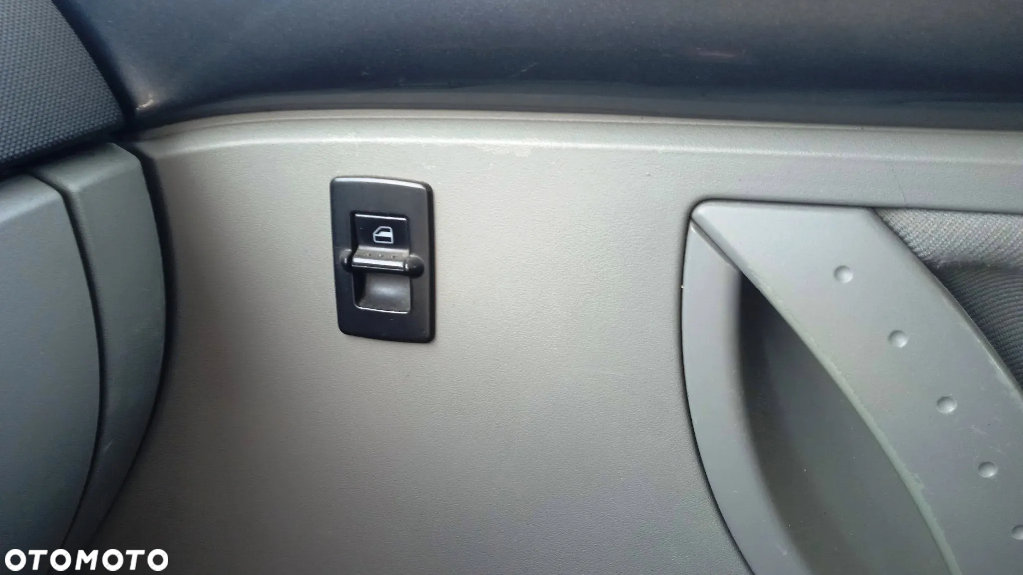 Boczek drzwi New Beetle 9C panel lusterek szyb głośnik - 7