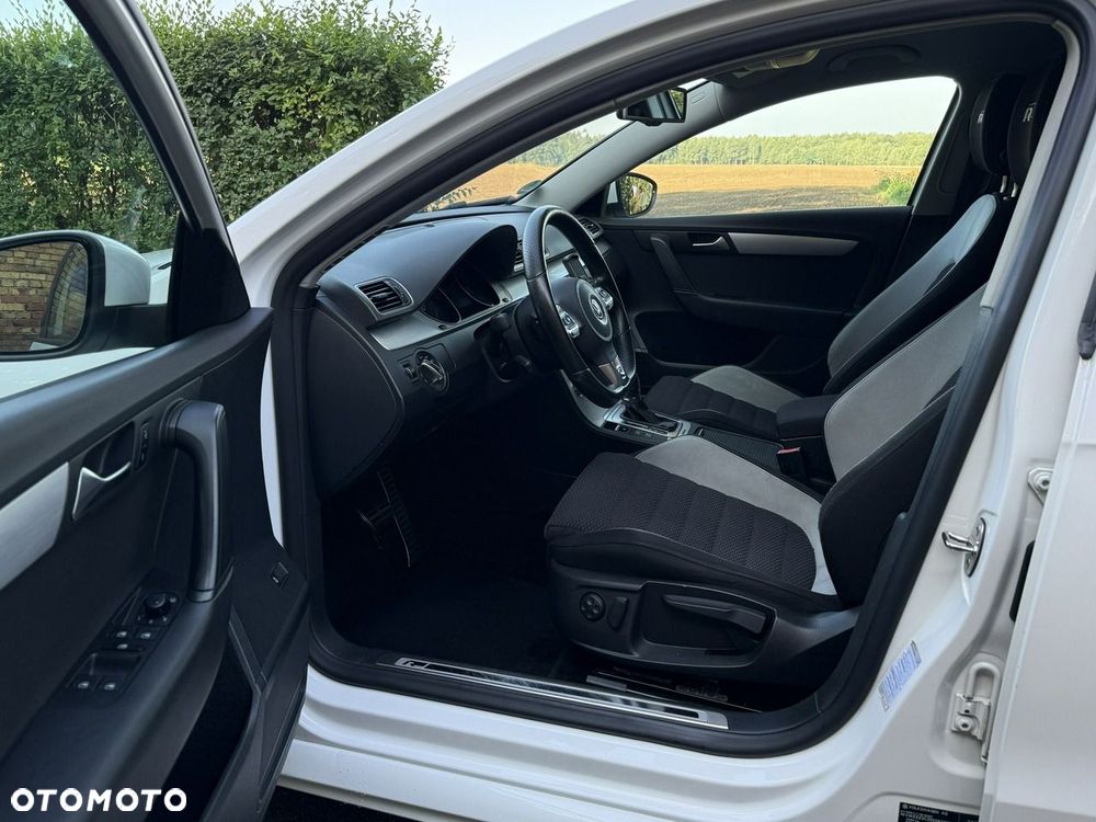 Volkswagen Passat - 40