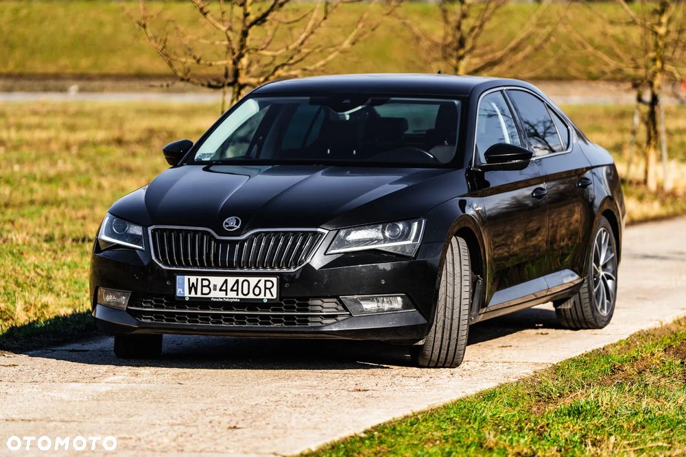Skoda Superb 2.0 TSI L&K DSG - 3