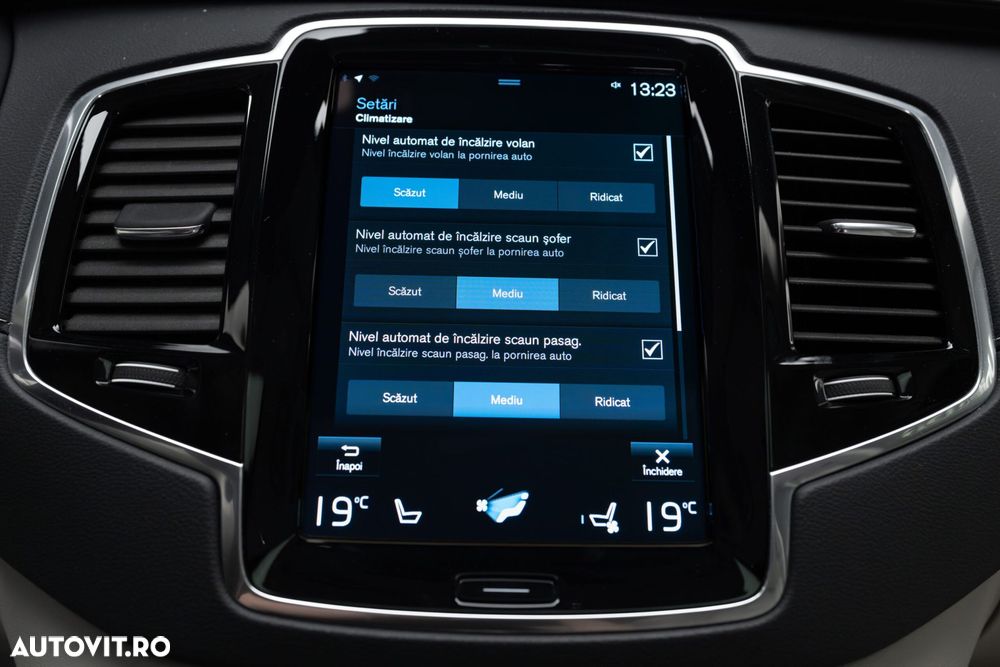 Volvo XC 90 - 25