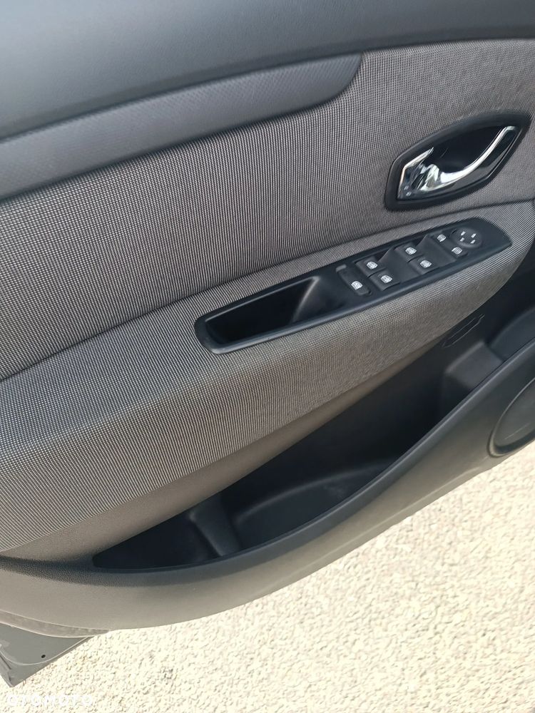 Renault Scenic 1.5dCi TomTom Edition - 10