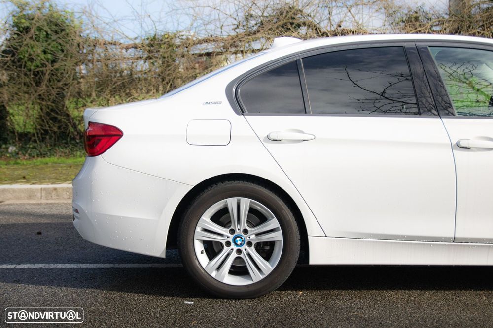 BMW 330 e iPerformance Line Sport - 10