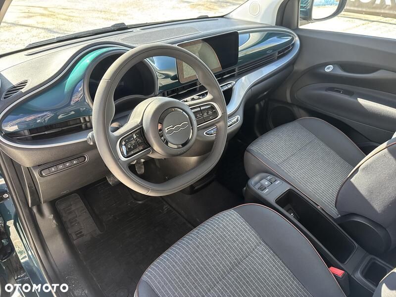 Fiat 500e - 11