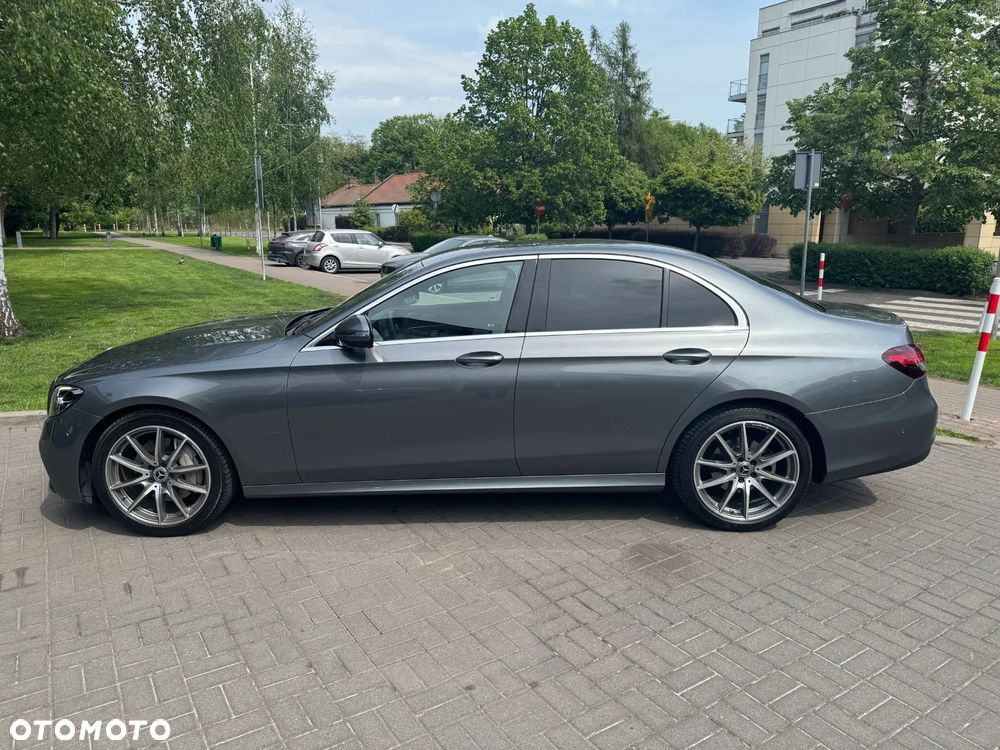 Mercedes-Benz Klasa E 220 d AMG - 2