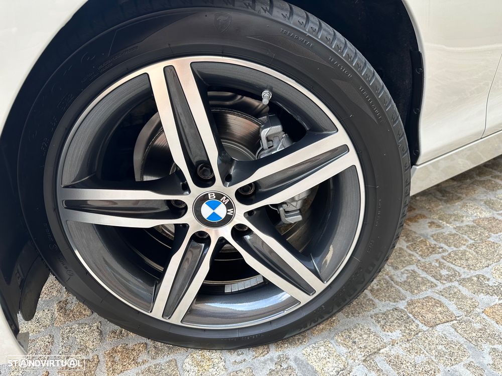 BMW 116 d Sport Line - 34