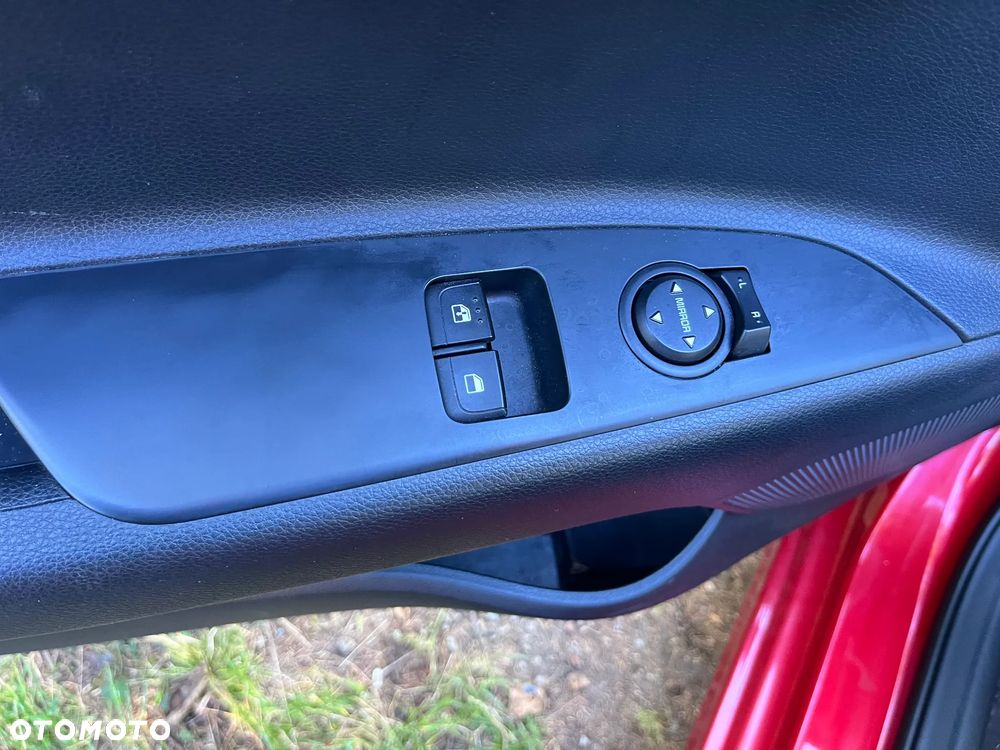 Kia Rio 1.2 L - 17