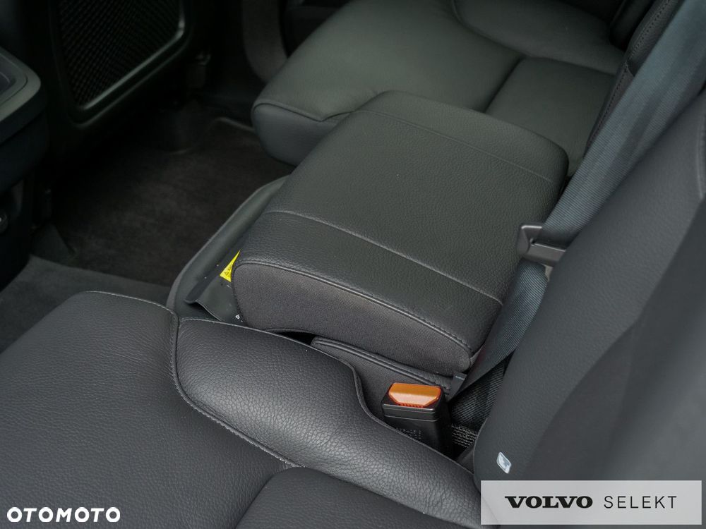 Volvo XC 90 - 18