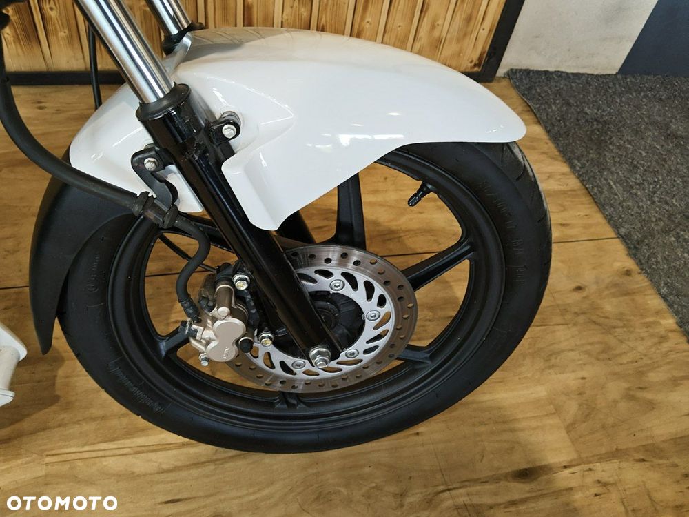 Honda CBF - 2