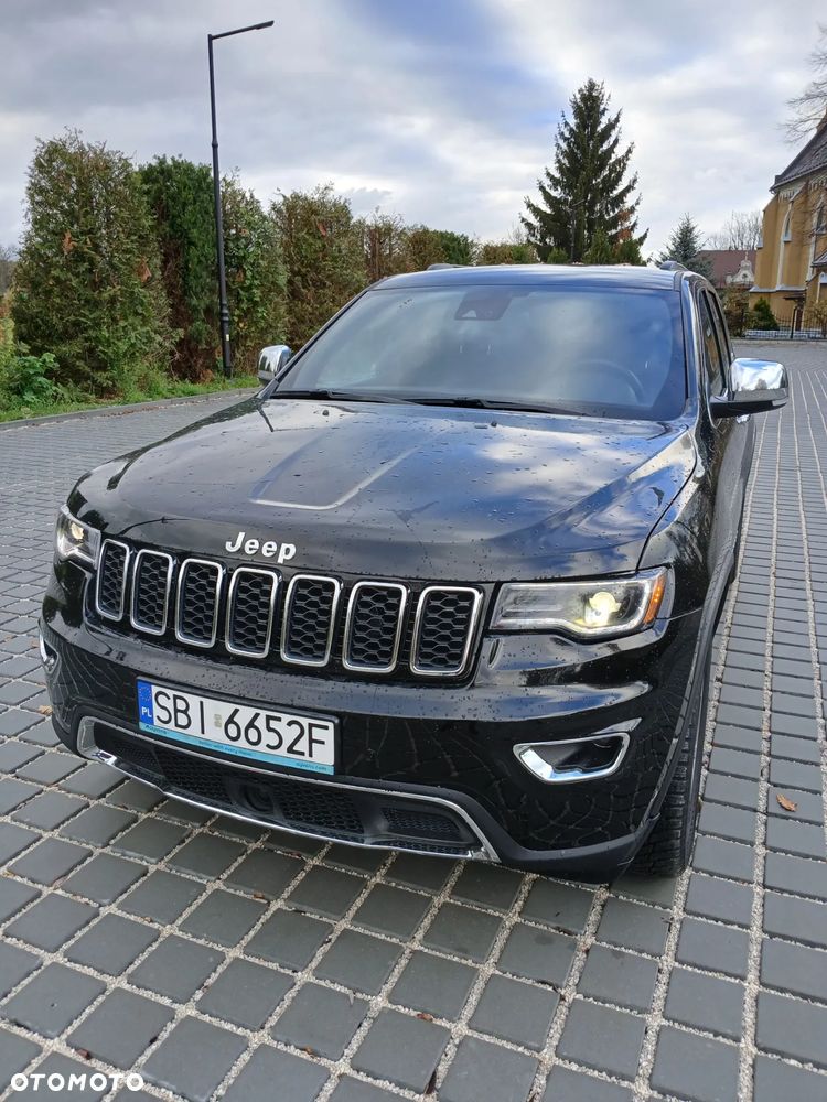 Jeep Grand Cherokee - 1