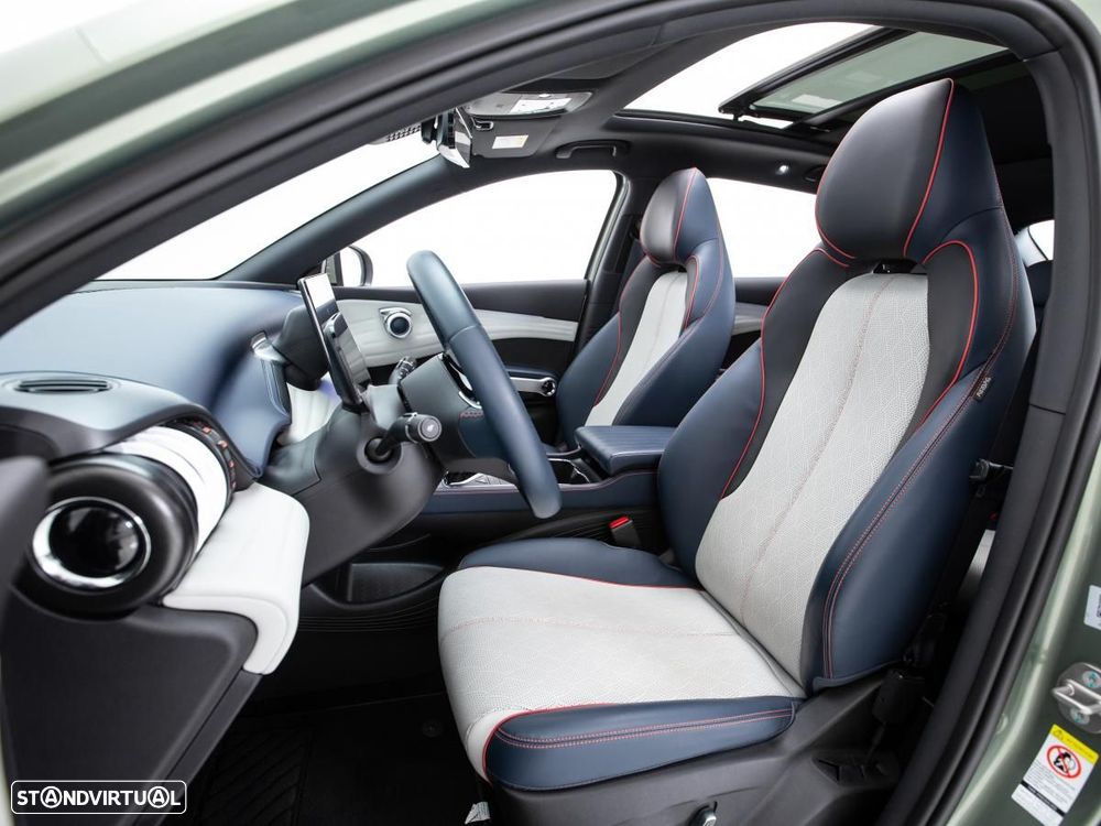 BYD Atto 3 60.48 kWh Comfort — fotografia 9