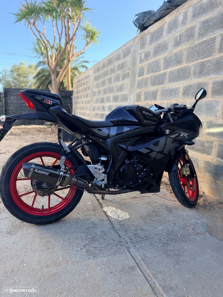 Suzuki GSX-R - 5