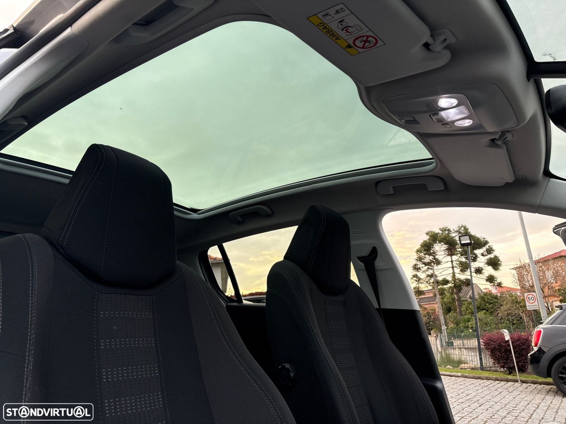 Peugeot 308 1.6 BlueHDi Allure J17 - 20